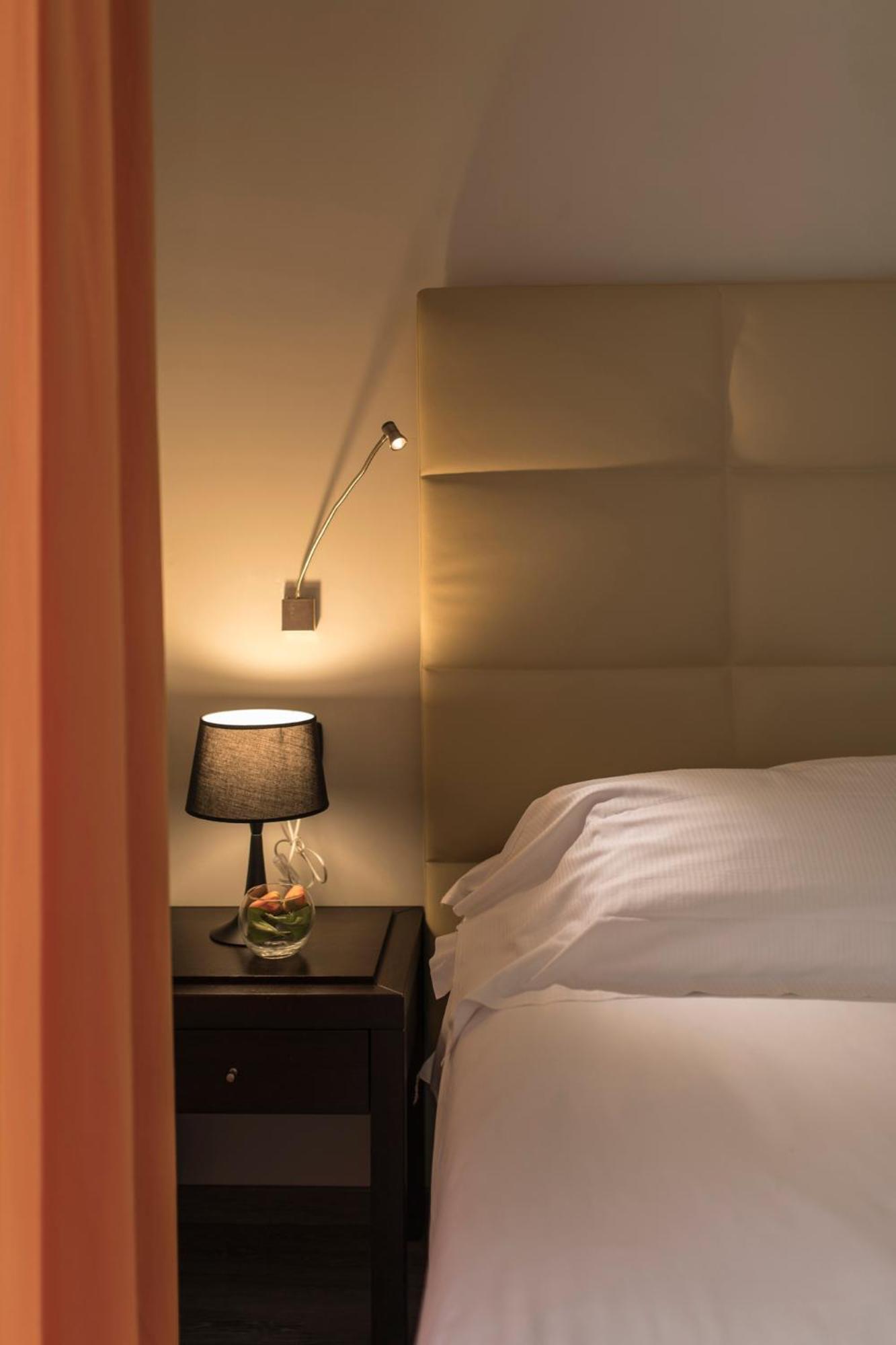Hotel Donatello Імола Екстер'єр фото